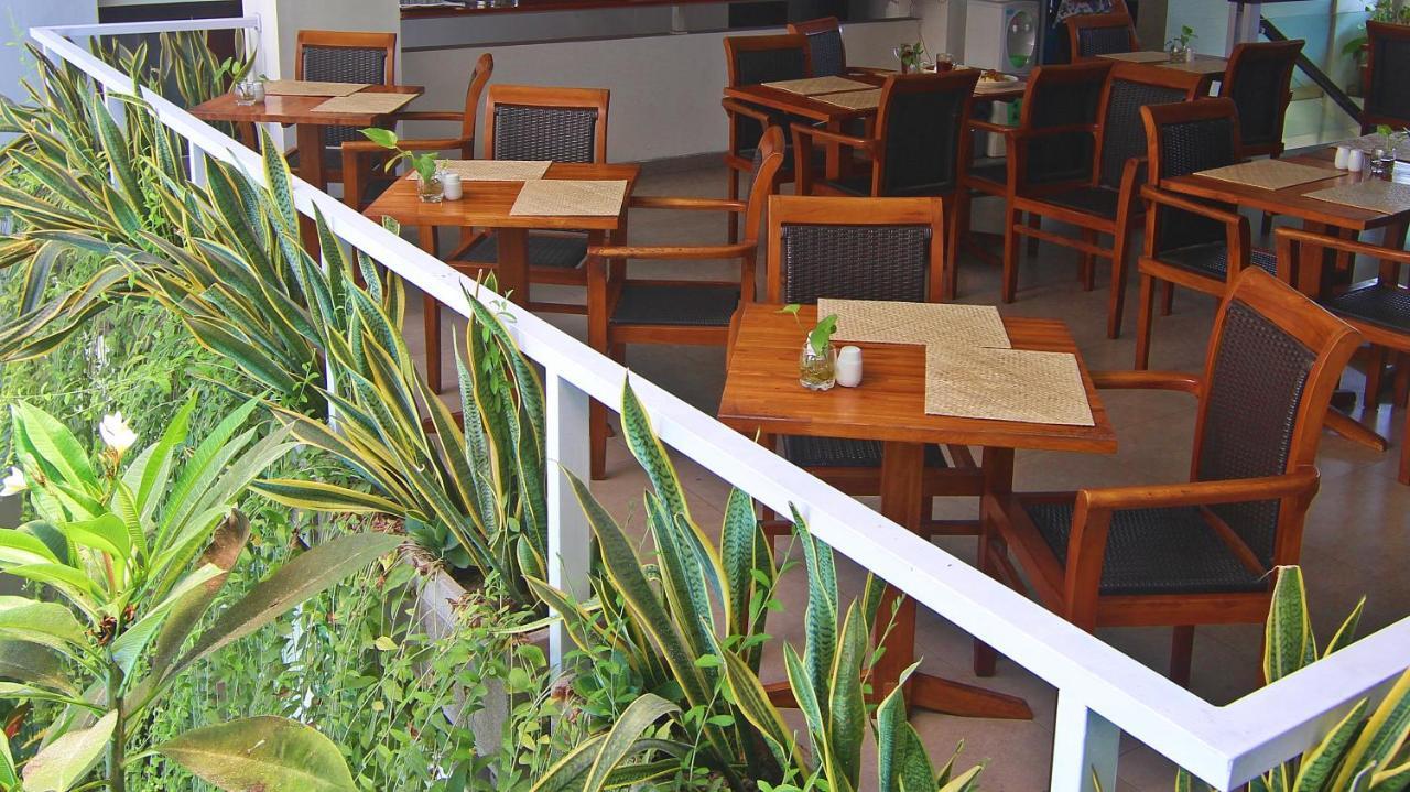 होटल के अलावा The Legian Sunset Seminyak (Bali)
