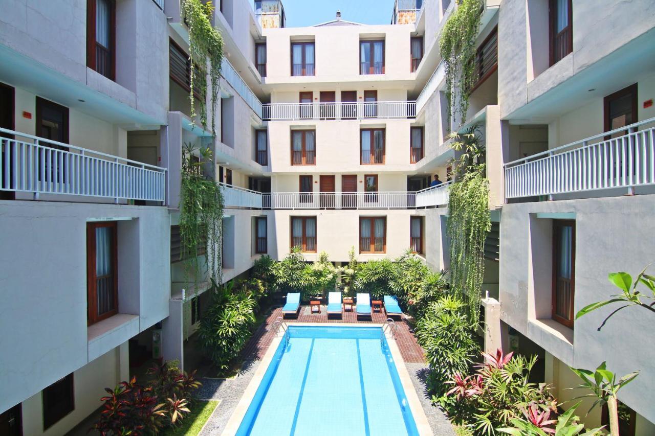 होटल के अलावा The Legian Sunset 3*